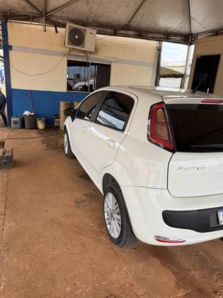 FIAT PUNTO 1.4 ATTRACTIVE 8V FLEX 4P MANUAL